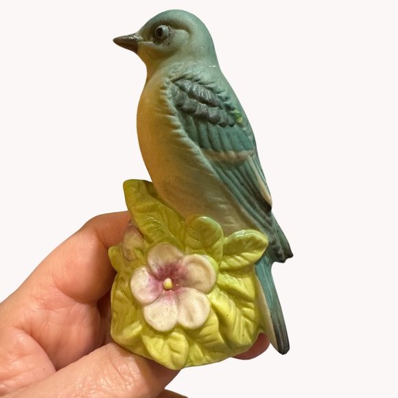 Blue Bird Floral Salt Shaker Made in Japan Sculpture Blue Pink Green Yellow - Picture 1 of 15